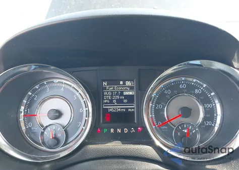 2015 Chrysler Town & Country Touring-L из США, поврежденный, VIN 2C4RC1CG5FR590742